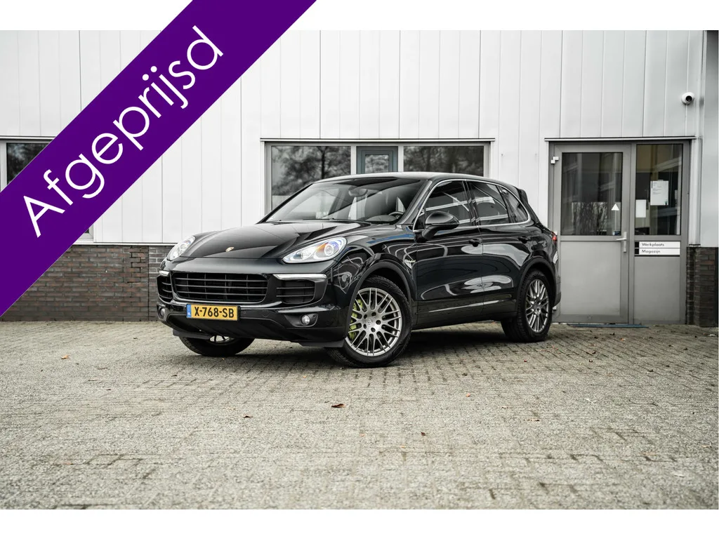 Porsche Cayenne (2015) — foto 1