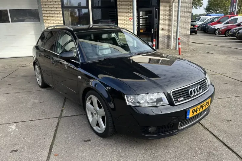 Audi A4 (2004)