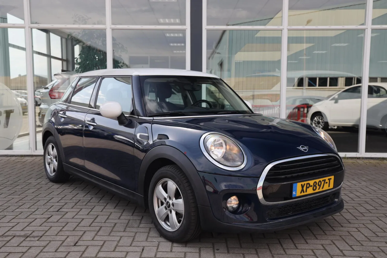 MINI Cooper (2019) — foto 1