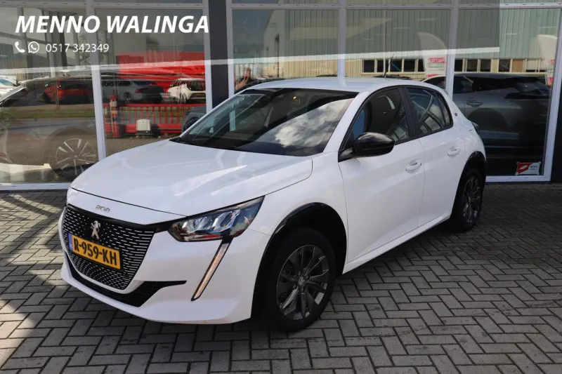 Peugeot e-208 (2022)