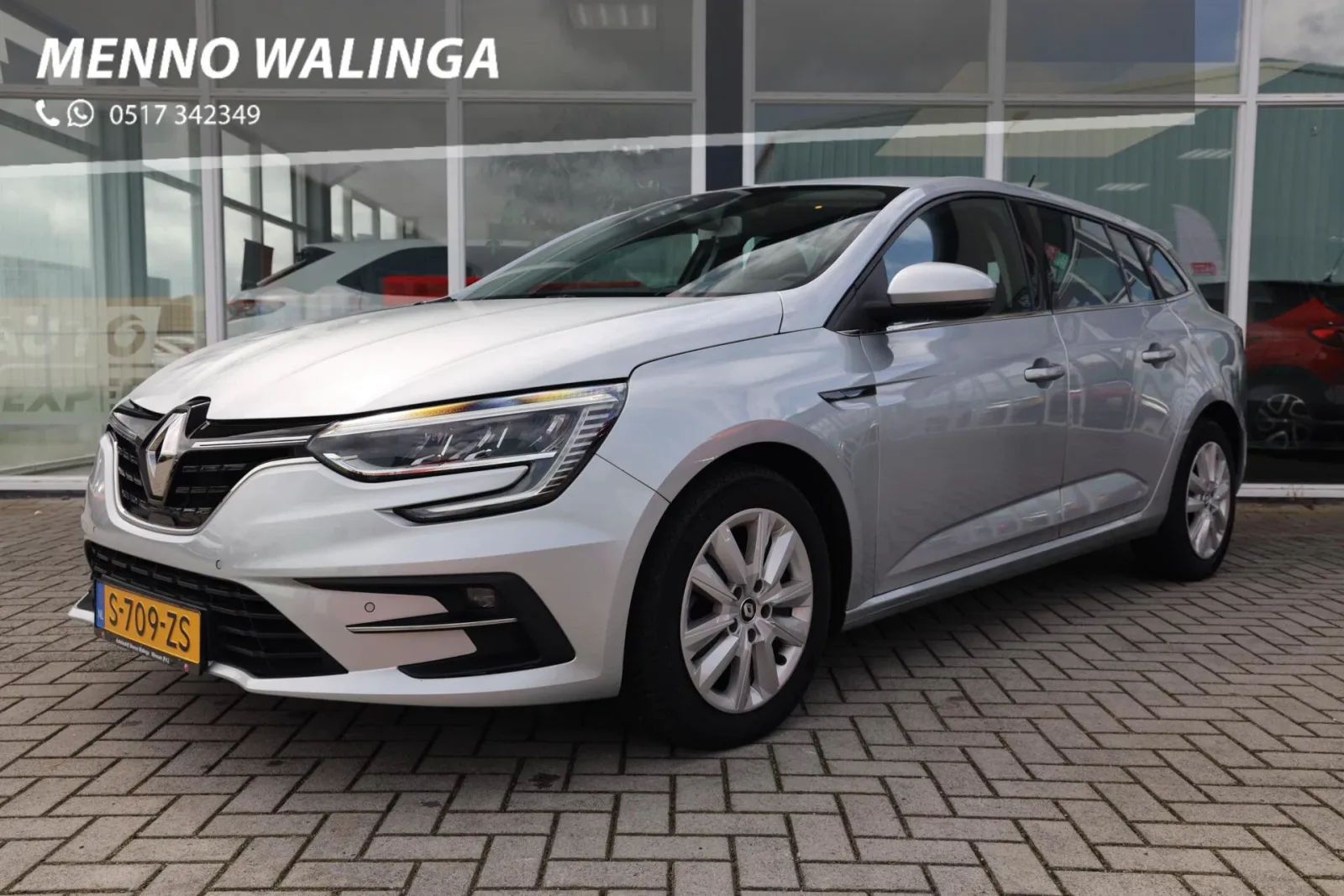 Renault Mégane (2023) — foto 1