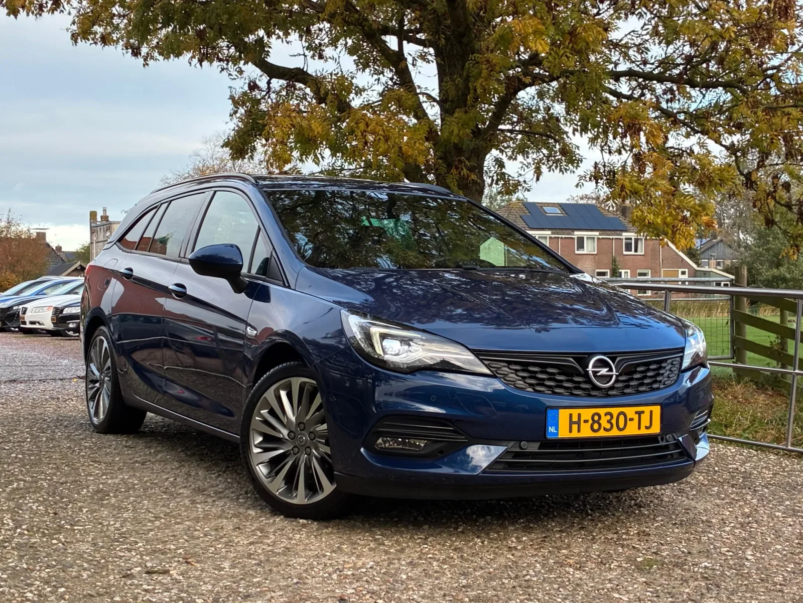 Opel Astra (2020) — foto 1