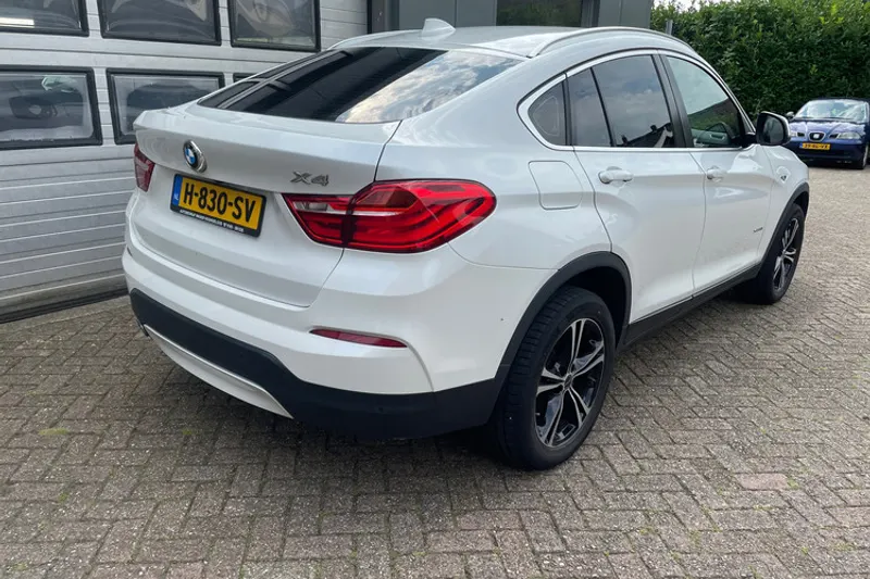 BMW X4 (2016)