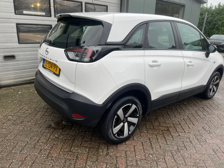 Opel Crossland (2021) — foto 1