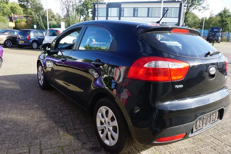 Kia Rio (2014)