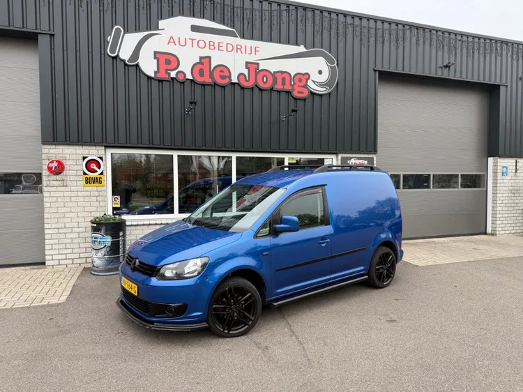 Volkswagen Caddy (2015) — foto 1