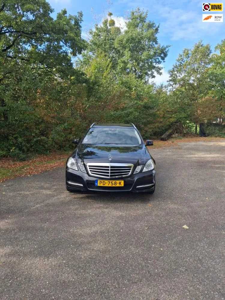 Mercedes-Benz E-Klasse (2010) — foto 1