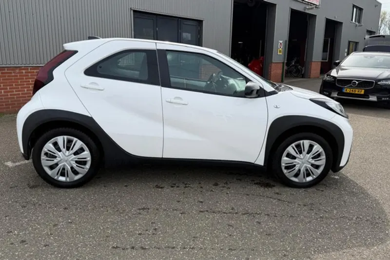 Toyota Aygo X (2024)