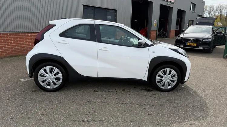 Toyota Aygo X (2024) — foto 1
