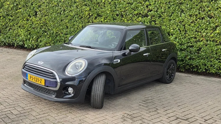 MINI 5-DeursMini (2017) — foto 1