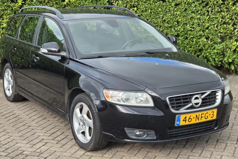 Volvo V50 (2010)