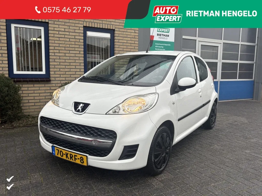 Peugeot 107 (2010) — foto 1