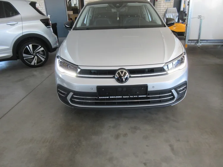 Volkswagen Polo (2023) — foto 1