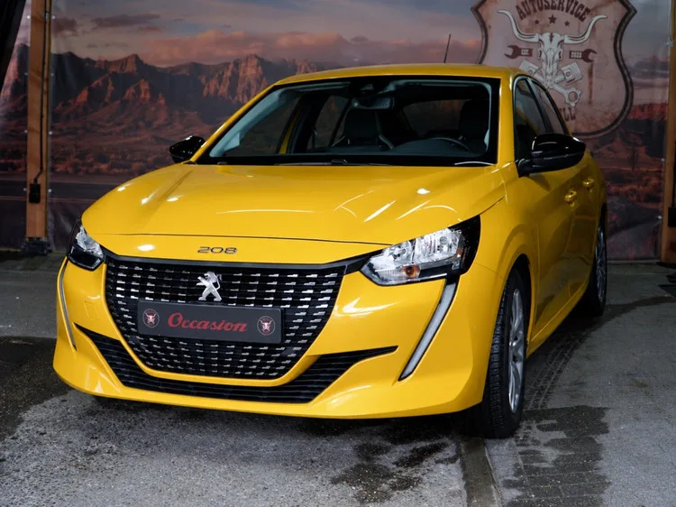 Peugeot 208 (2023) — foto 1