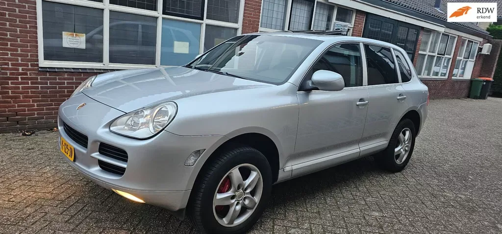 Porsche Cayenne (2005) — foto 1