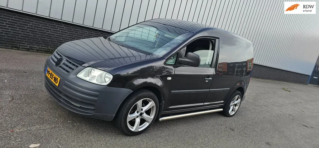 Volkswagen Caddy (2006) — foto 1