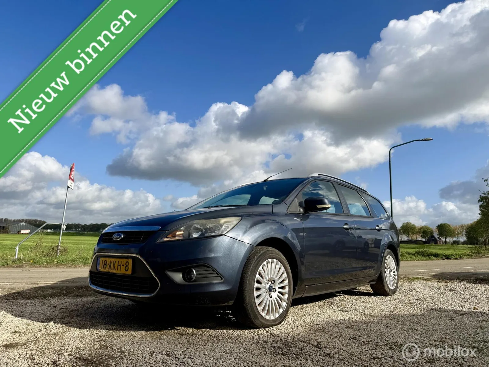Ford Focus (2010) — foto 1