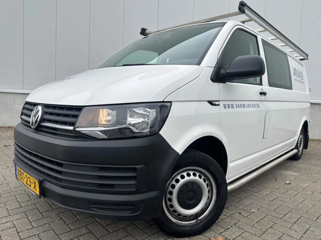 Volkswagen Transporter (2019) — foto 1