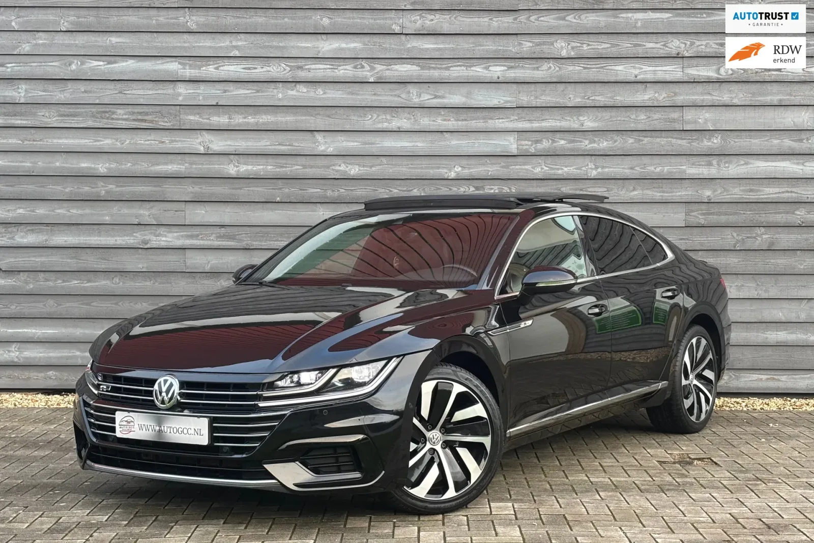Volkswagen Arteon (2018) — foto 1