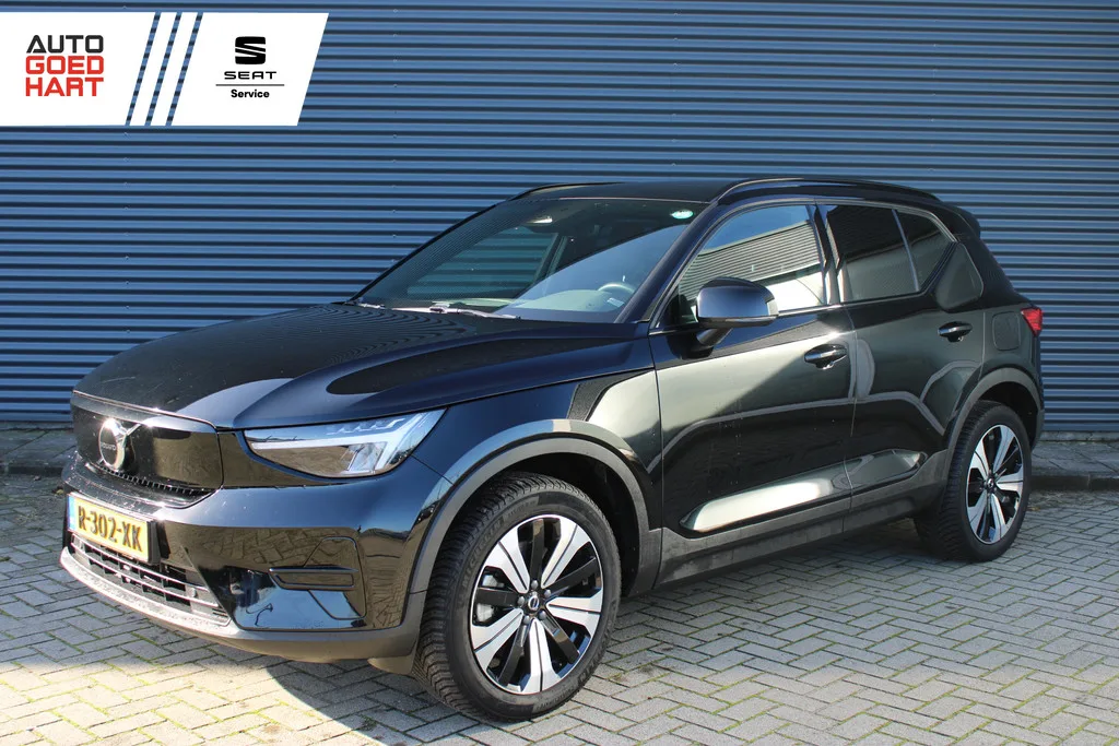 Volvo XC40 (2022) — foto 1