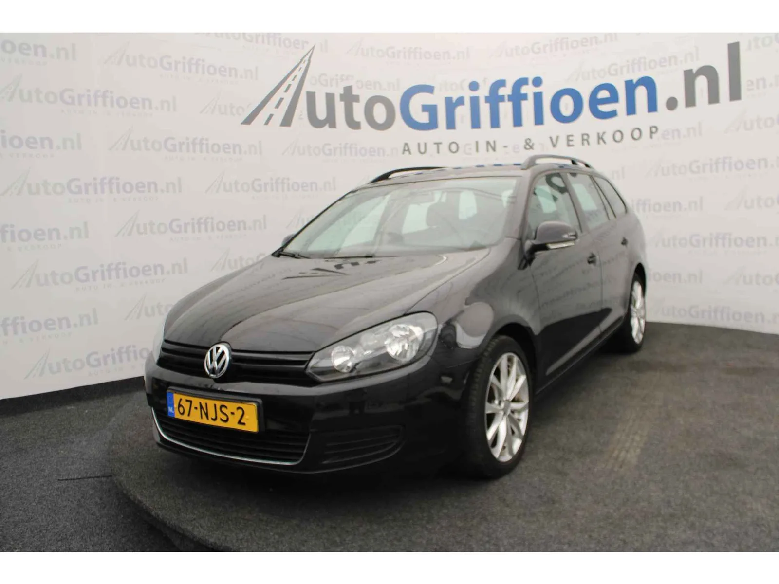 Volkswagen Golf (2010) — foto 1