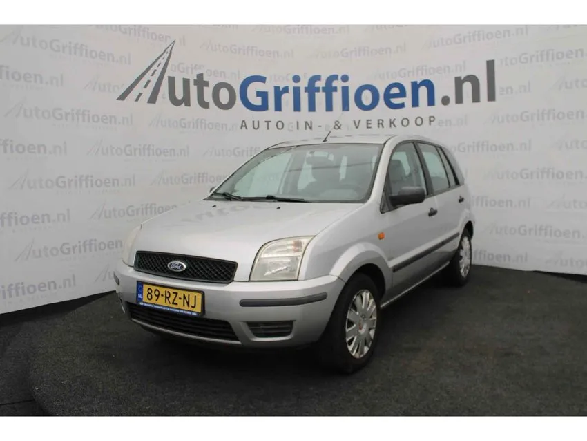 Ford Fusion (2005) — foto 1