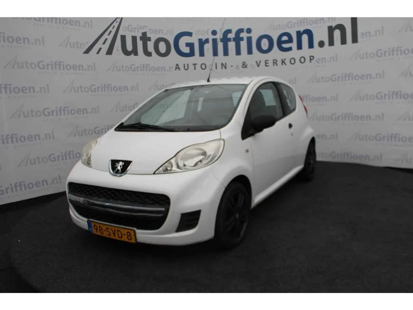 Peugeot 107 (2012) — foto 1
