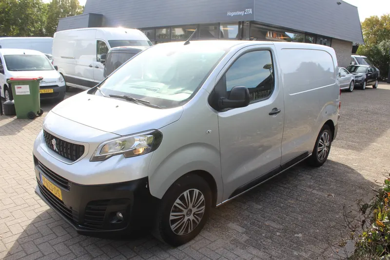 Peugeot Expert (2017)