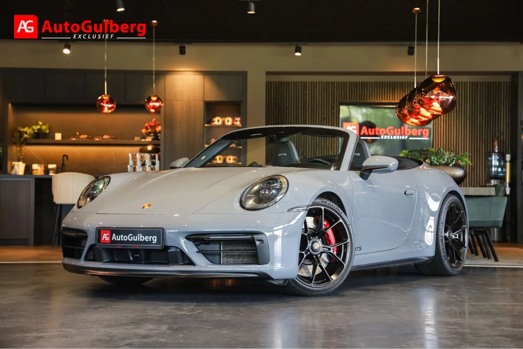 Porsche 911 (2023) — foto 1