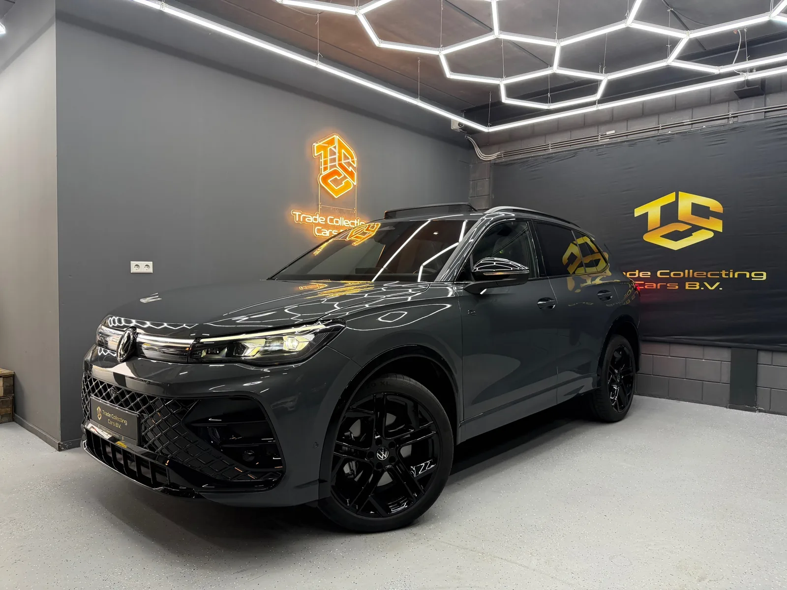 Volkswagen Tiguan (2025) — foto 1