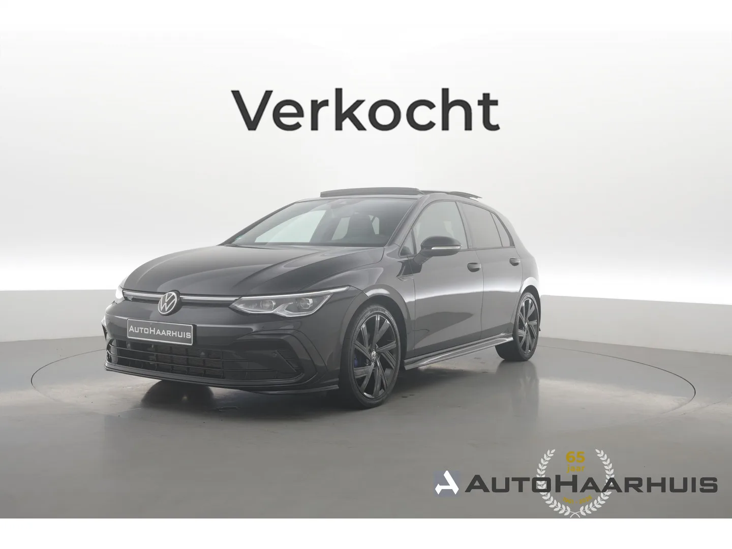 Volkswagen Golf (2022) — foto 1