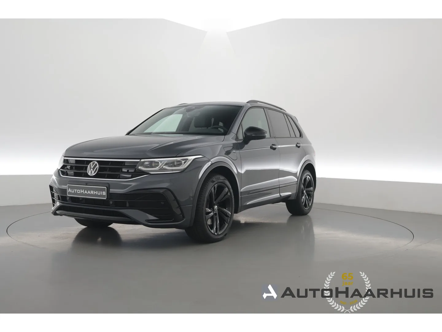 Volkswagen Tiguan (2022) — foto 1