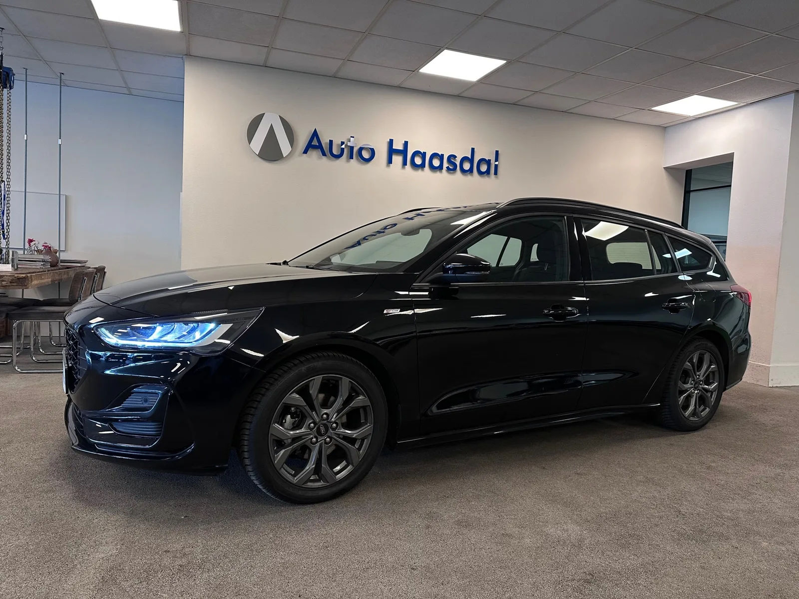 Ford Focus (2023) — foto 1