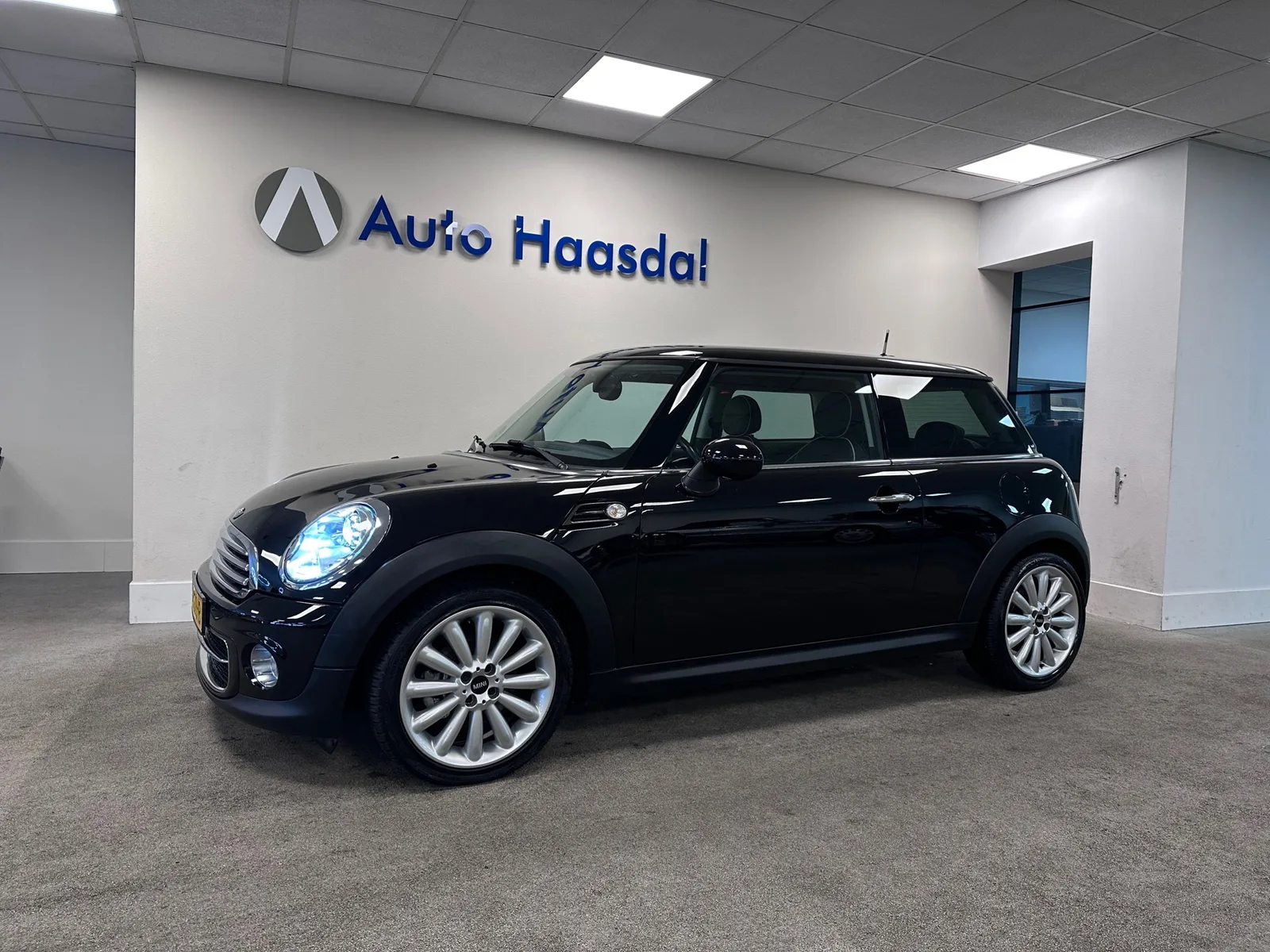 MINI Cooper (2012) — foto 1