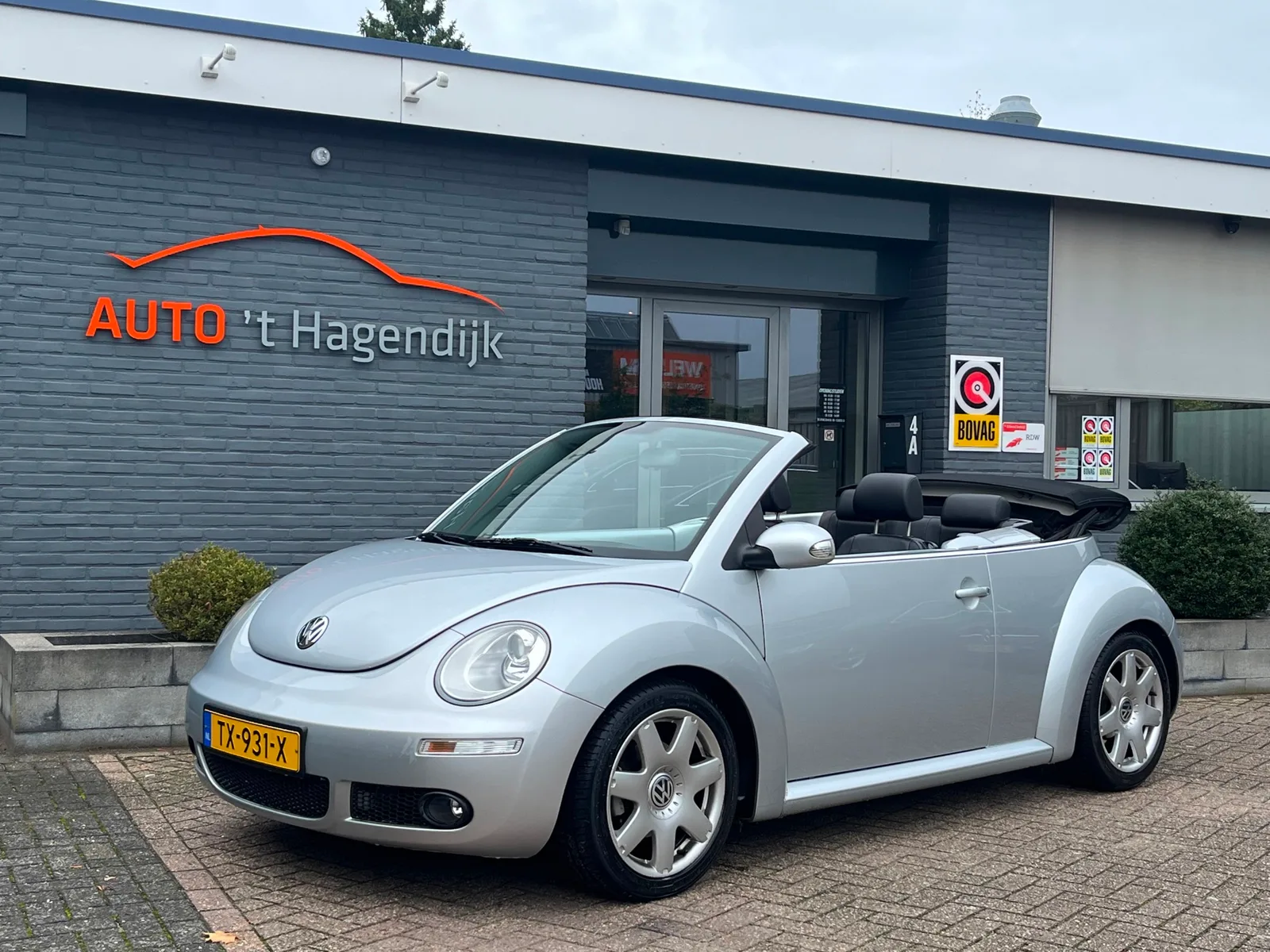 Volkswagen New Beetle (2008) — foto 1