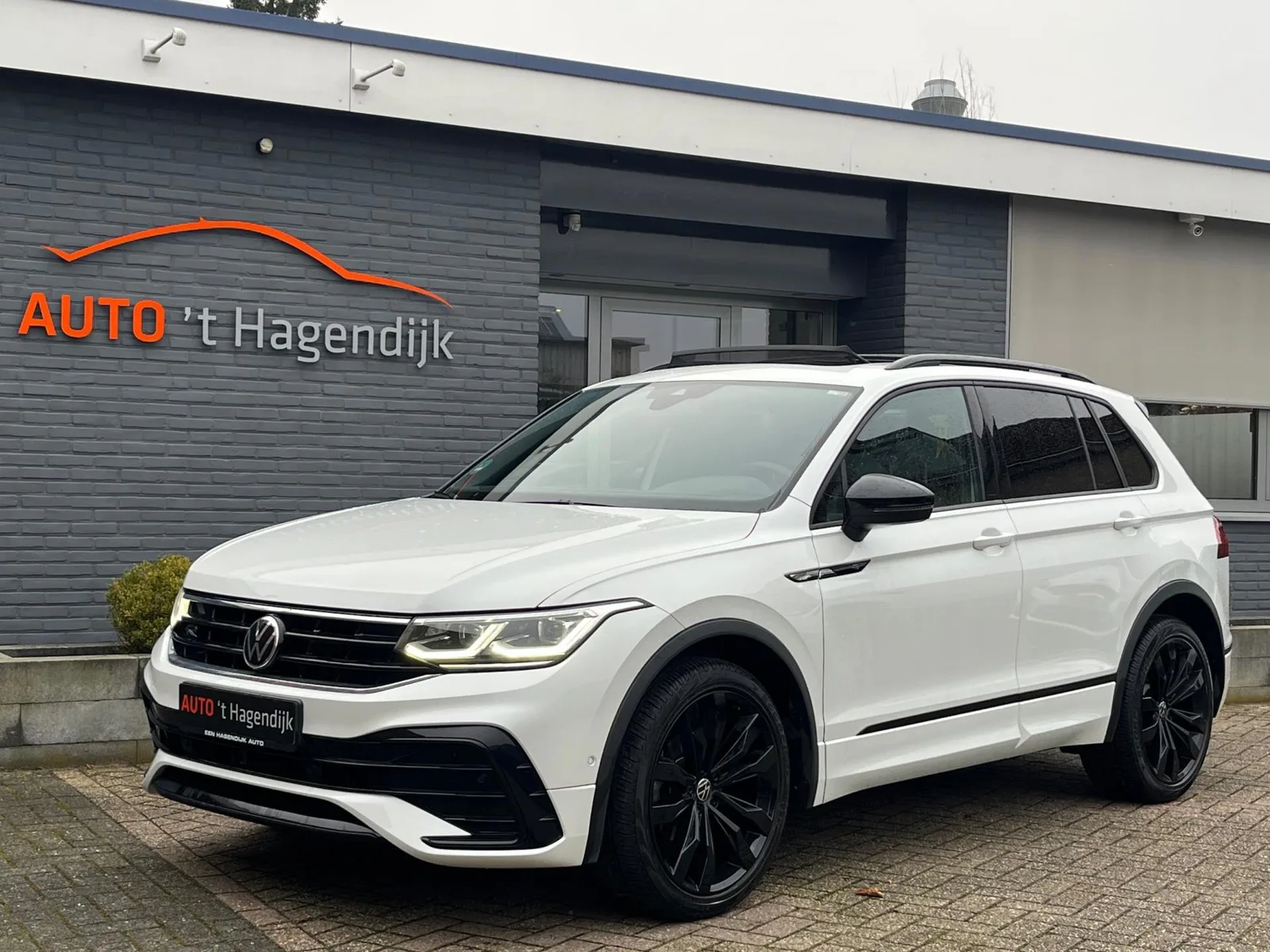 Volkswagen Tiguan (2021) — foto 1