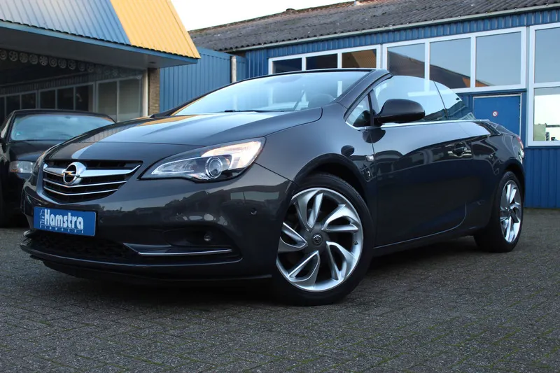 Opel Cascada (2015)