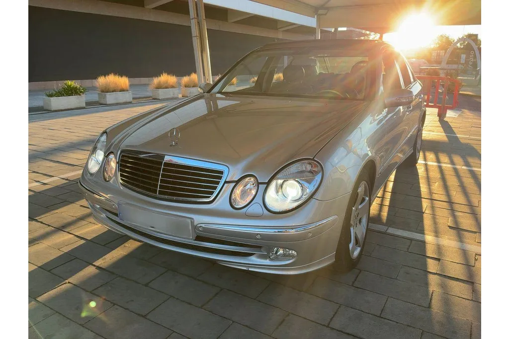 Mercedes-Benz E-Klasse (2003) — foto 1