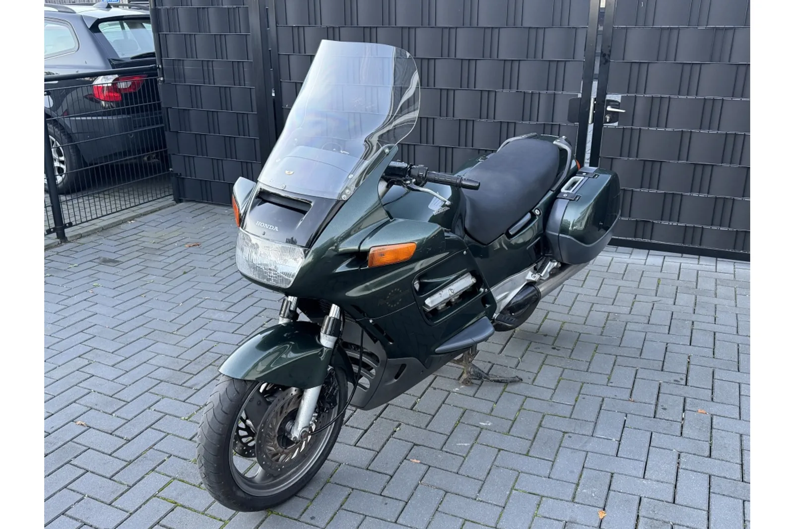 Honda ST (1992) — foto 1