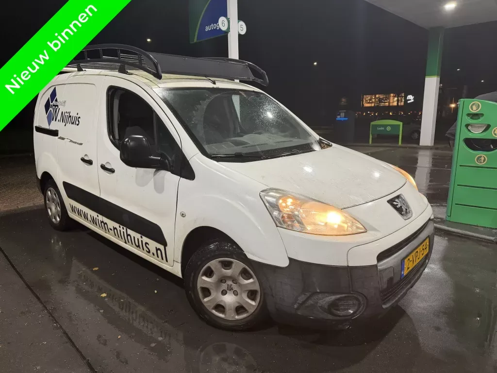 Peugeot Partner (2011) — foto 1