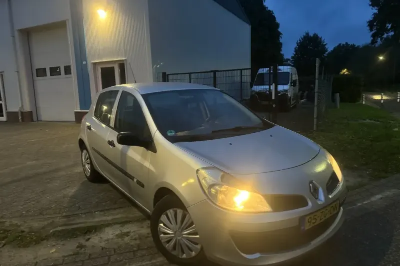 Renault Clio (2008)