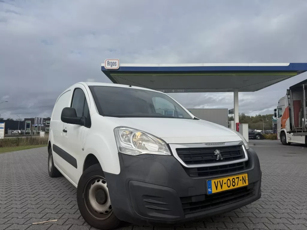 Peugeot Partner (2016) — foto 1
