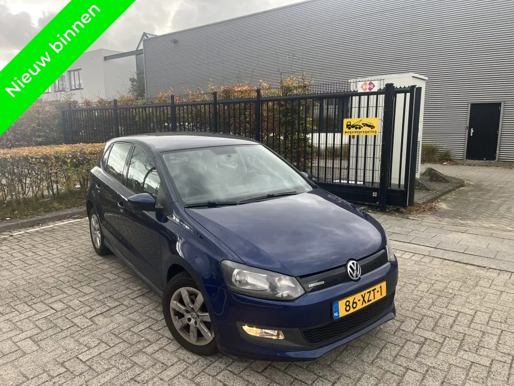 Volkswagen Polo (2012) — foto 1