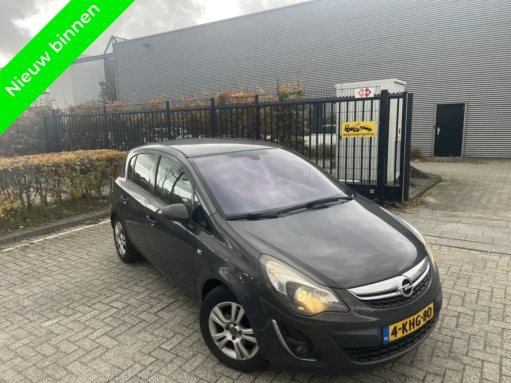 Opel Corsa (2013) — foto 1