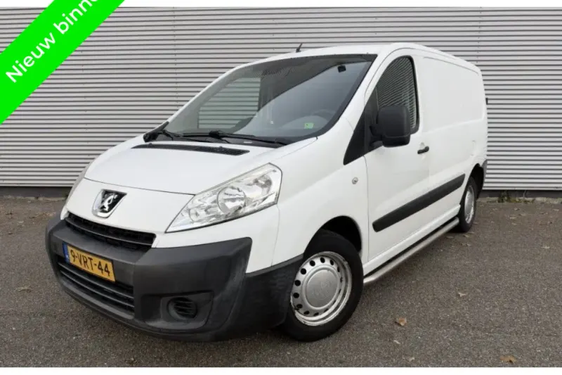 Peugeot Expert (2011)