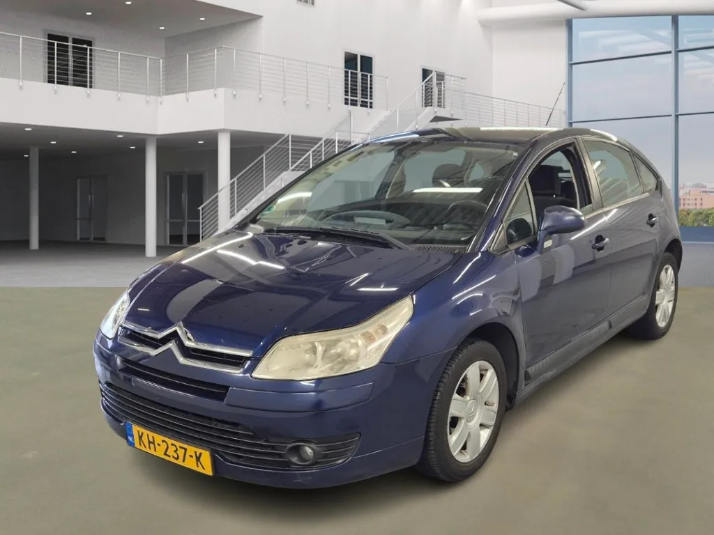 Citroën C4 (2006) — foto 1