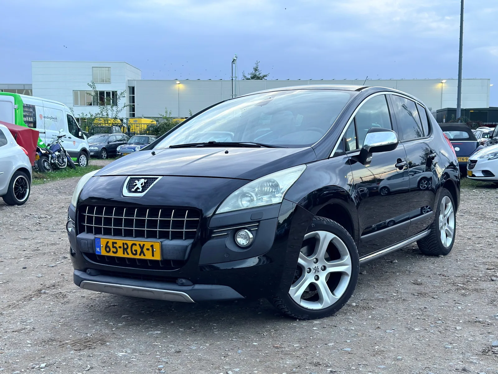 Peugeot 3008 (2011) — foto 1