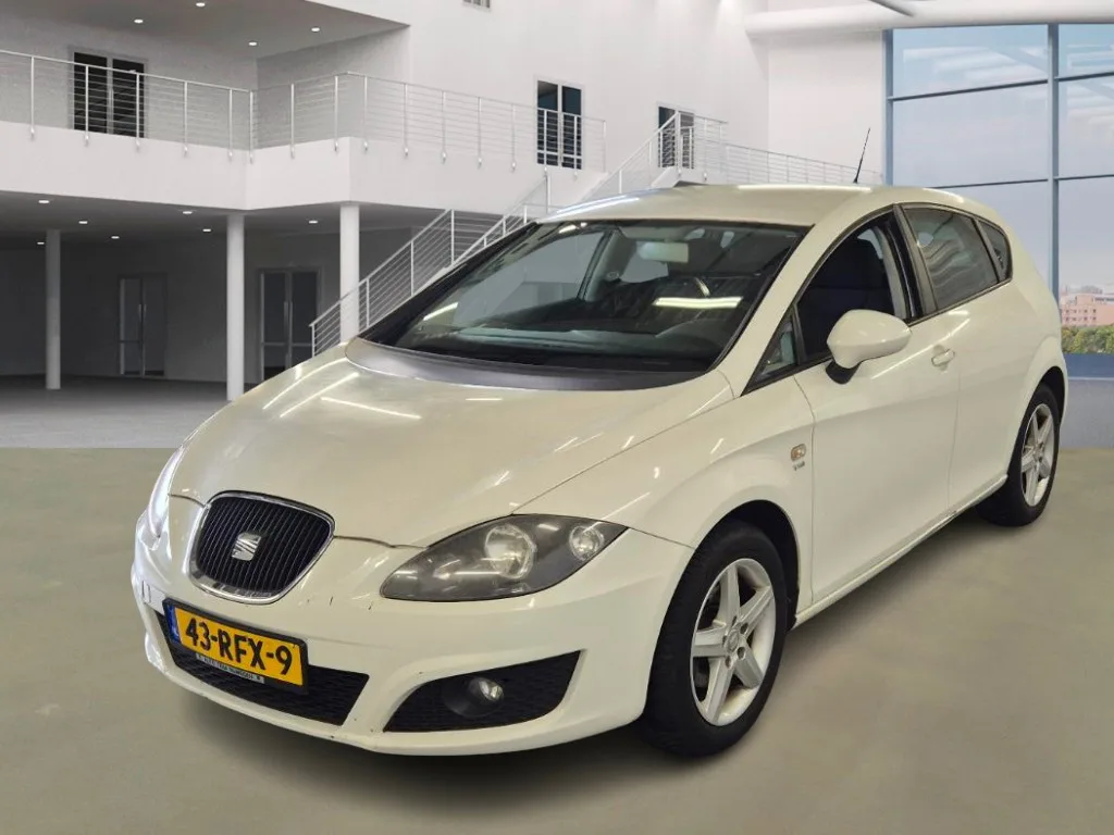 SEAT Leon (2011) — foto 1