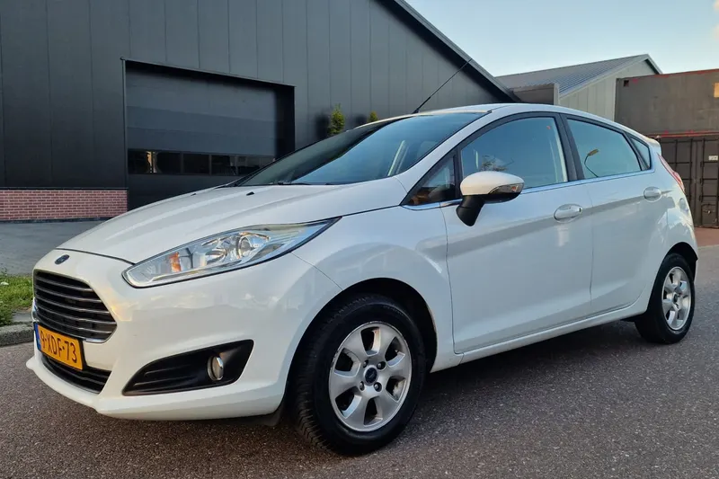 Ford Fiesta (2014)