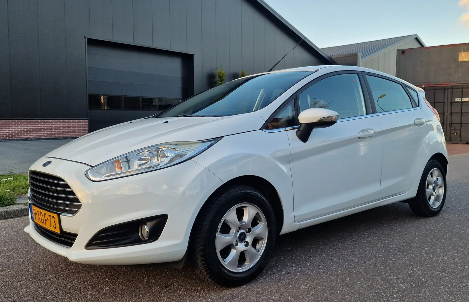 Ford Fiesta (2014) — foto 1